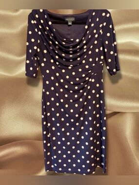 Super Cute & Flattering Fitted Dress w Cowl Neck size 10